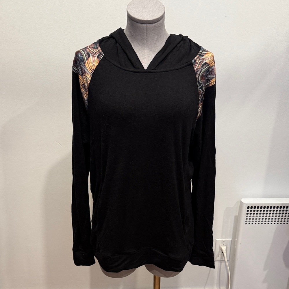 Elegant Black Hoodie with Artistic Shoulder Design
